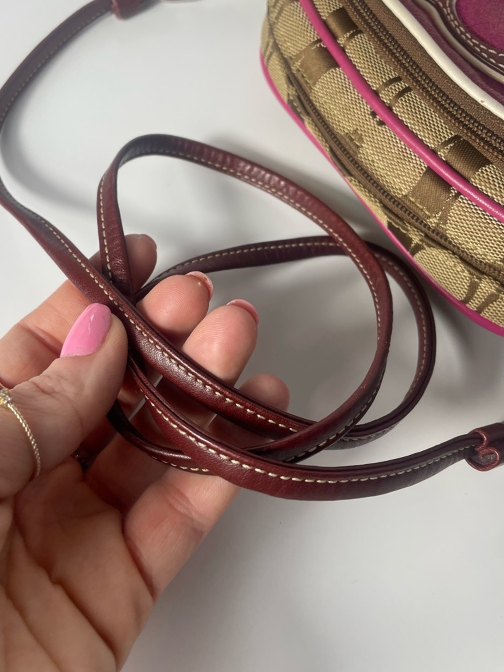 Rare Coach Vintage Jacquard Signature "C" Pink Suede Crossbody Bag - Picture 10 of 12